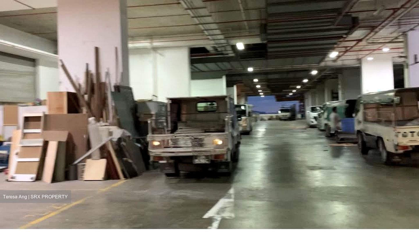 Mandai Connection (D25), Factory #592844061